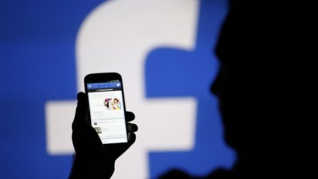 41% от американците вярват, че Facebook защитава данните