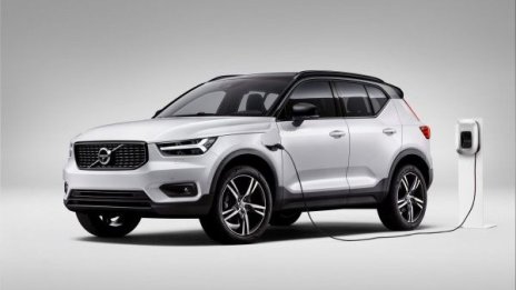 Volvo си постави цел – половината коли на ток до 2025