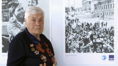 Ветеранка на 94 със 17 ордена: Никога няма да забравя кървавия сняг!