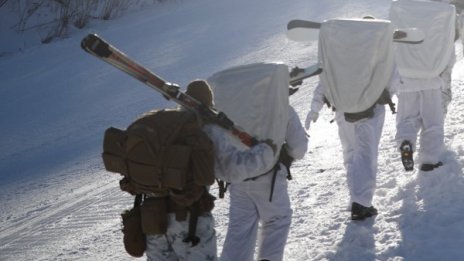 Още ?25 млн. си поиска германският военен министър