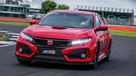 Адреналин: Honda подобри рекорда и на "Силвърстоун"