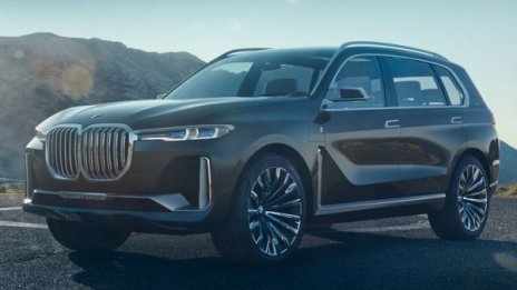 Разкриха серийното BMW X7 преди премиерата