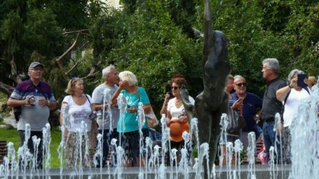 Горещо днес, температурите се вдигат до 36 градуса