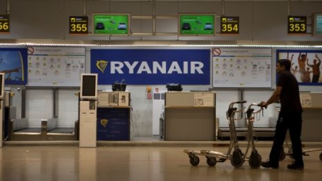 Ryanair не ще да плаща на изоставените си пътници 