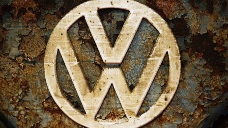 "Дизелгейт" не уби Volkswagen, а идващият "Бензингейт"?