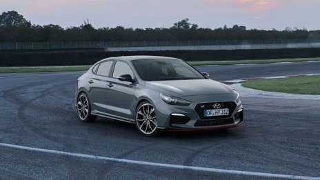 Hyundai разкри новия i30 Fastback N