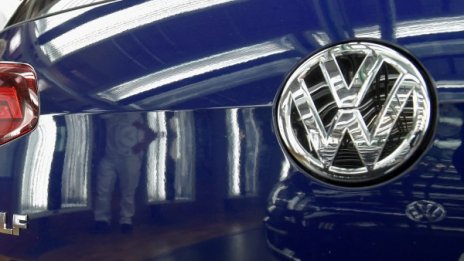 Септември: Продажбите на VW надолу с 18,3%