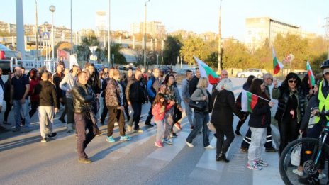 В няколко града: Граждани на протест срещу цените на горивата 