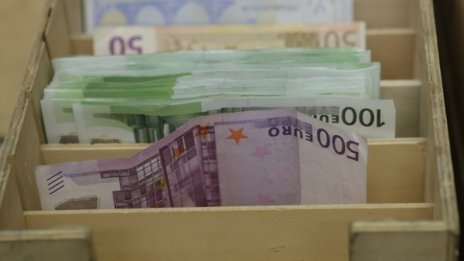 93-годишен и 71-годишна въртели лихварски бизнес от 20 г.