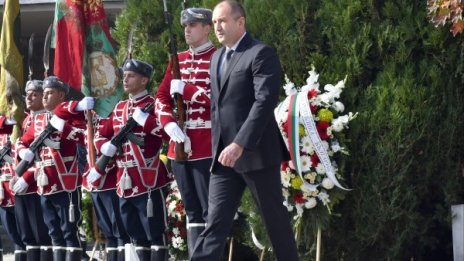 Президентът: Имаме нужда от модерна и боеспособна армия!