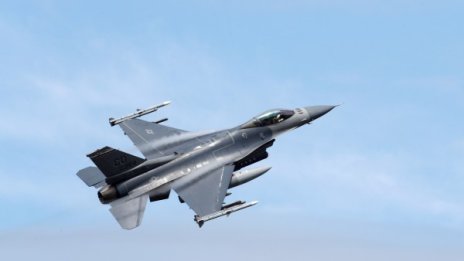 Докладът препоръча: Новите ни изтребители – F-16