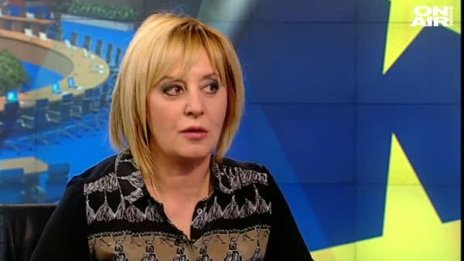 Манолова се закани: Няма да им се размине на мамещите с храните