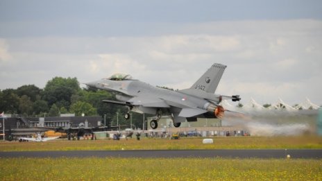 Из становище на МО: F-16 бие Gripen по много показатели!