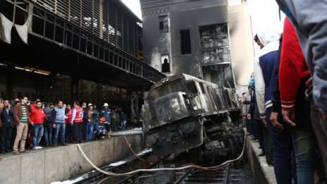 Бой между двама машинисти е причината за трагедията в Кайро