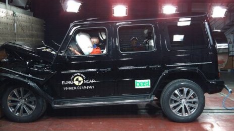 Новата G-Class се представи отлично на краш тестовете