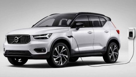 Volvo показа хибридното XC40 