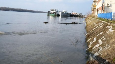 Мъж спаси 7-годишно момче от удавяне в Дунав 