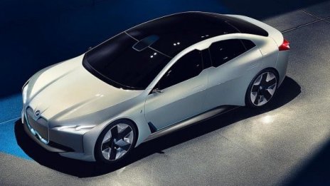 BMW i4 - конкурентът на Tesla Model 3