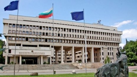 МВнР: Няма данни за пострадали българи в Калифорния