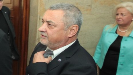 Симеонов омаловажи теча в НАП, данните не били секретни