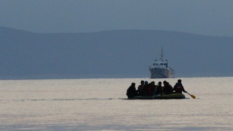 Лодка с нелегални мигранти потъна край Бодрум