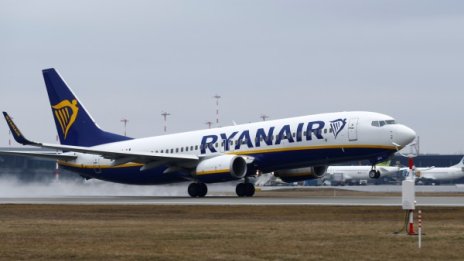 Британските пилоти на Ryanair готвят две стачки