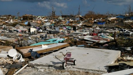 Нещастие: Още една буря цаплашва Бахамите след Дориан 