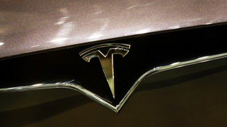 Един ден с автопилота на Tesla – колко е надежден? 