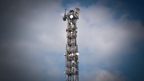 Не, 5G мрежата няма да ви зарази с COVID-19