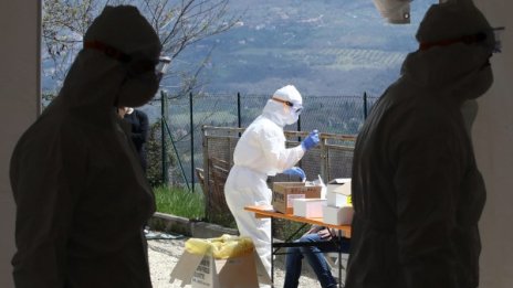 Лаборатория в размер на едно село: Саможертвата на Нерола