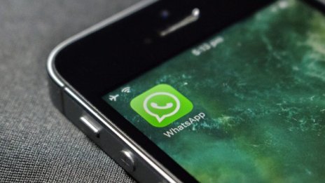 WhatsApp спира честото споделяне на съобщения заради фалшиви новини 