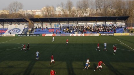 Меси и Роналдо завиждат на футболистите в Беларус... Дали?