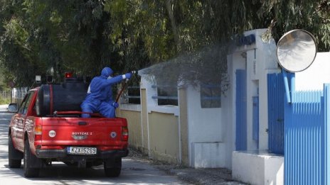 В Гърция може да забранят движението на коли по Великден