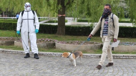 Полицията глоби 42 души без маски в морската столица за ден 