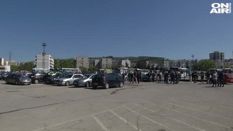 Автоинструктори на протест във Варна за 1 май