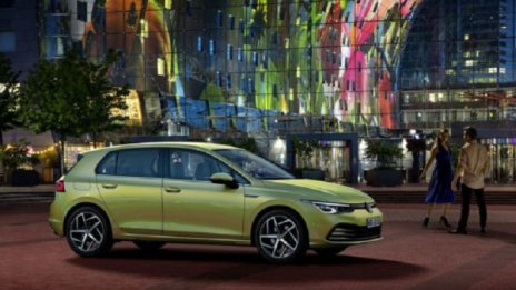 Кой одобри расистката реклама на новия VW Golf, която разгневи света?