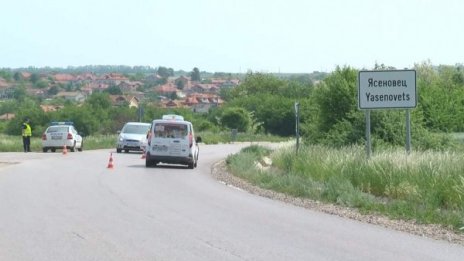 От полунощ пада карантината в село Ясеновец