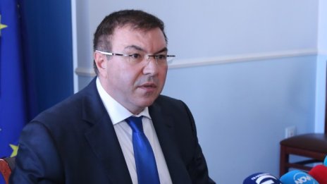 Проф. Ангелов: Случаите на вируса растат заради подценени мерки