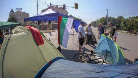 Ден 23 на протестите: Отново напрежение на Орлов мост