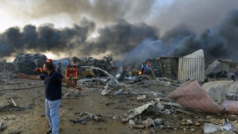 Тръмп: В Бейрут е избухнала бомба според генерали