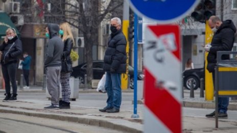 Д-р Симидчиев: Българите не спазват мерките!