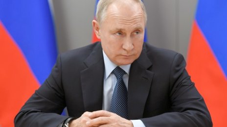 Владимир Путин нареди мащабна ваксинация в Русия