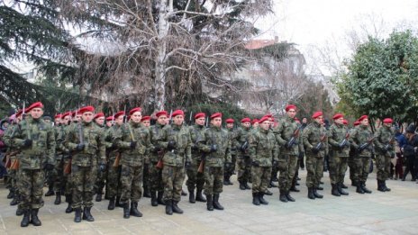 Водосветът на бойните знамена ще премине със здравни мерки