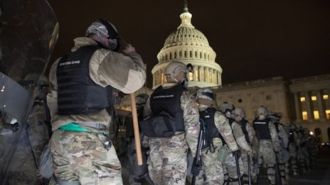 От Русия за протестите в САЩ: Демокрацията закуца с двата крака!