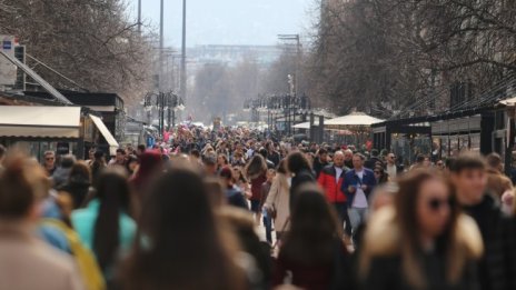 Затягат противоепидемичните мерки в Плевен и Перник