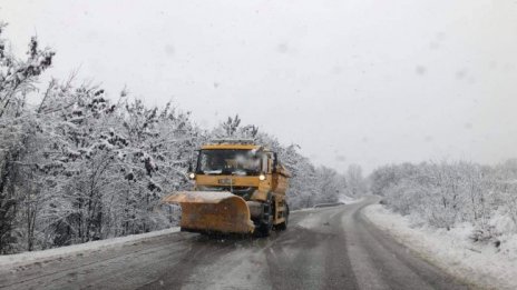 Пътната обстановка в Прохода на Републиката остава тежка