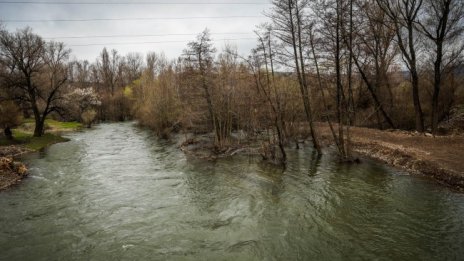 Няма опасност от преливане на реките в София 