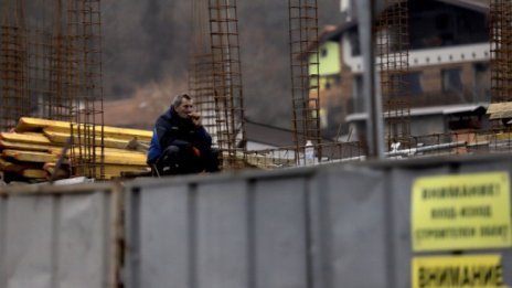 Пловдивчани протестират заради строеж на блок в зелени площи