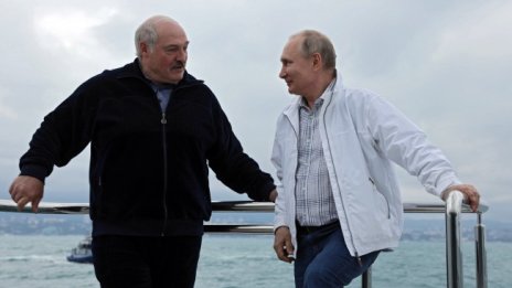 Путин застана плътно зад Лукашенко по въпроса с отклонения самолет