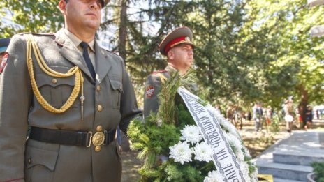 Минута мълчание за медиците, загинали, за да спасят живот 